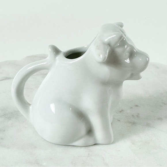 🎄 175. White Ceramic Cow Creamer Small Pitcher Farmhouse Cottagecore Kitchen - Picture 4 of 8